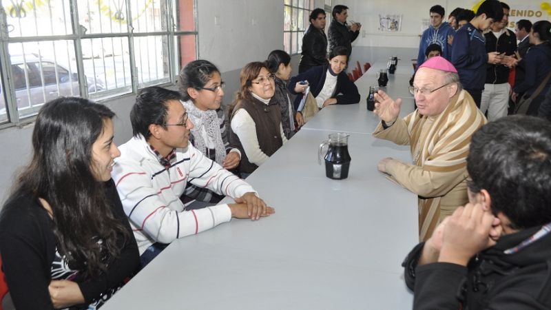 Ameno almuerzo de Urbanc con estudiantes universitarios