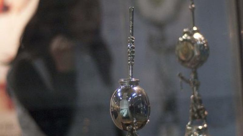 Los mates del Bicentenario y de la Asamblea del año XIII, en el Museo del Poncho