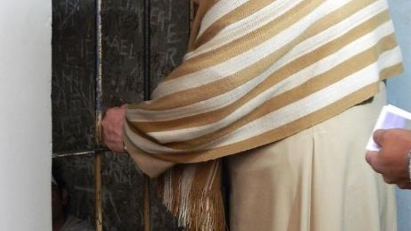 El Obispo Urbanc sigue de visitas