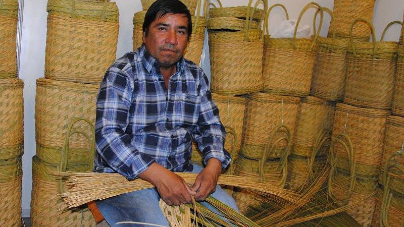 Una vida tejiendo ilusiones con simbol 