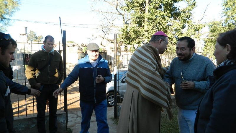 Urbanc visitó a enfermos en la zona norte de Capital