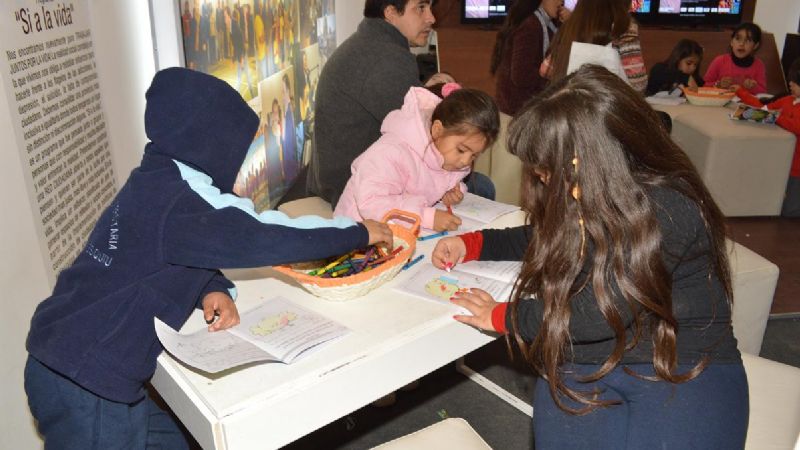 La Vicegobernación y Senadores presentes en el Poncho