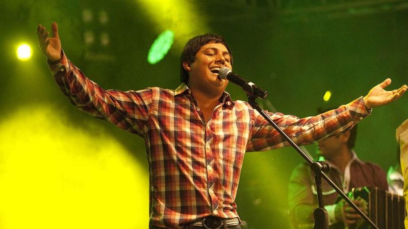 Los Manseros y Silvia Pacheco, dueños de la quinta noche del Poncho