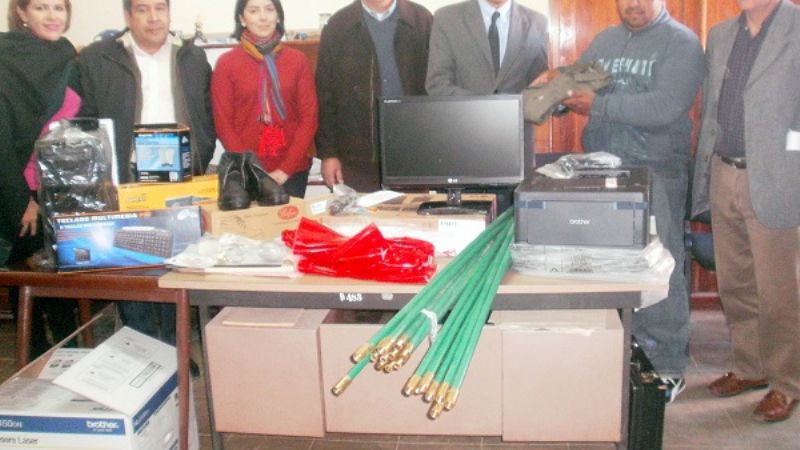 Instalan energía y agua para la Aduana de Tinogasta