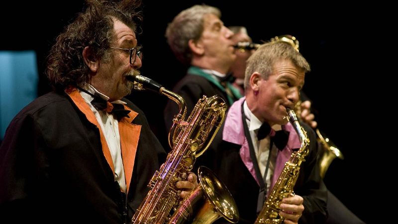 Con una apertura de lujo se realizó el tercer día del Ponchito 2013