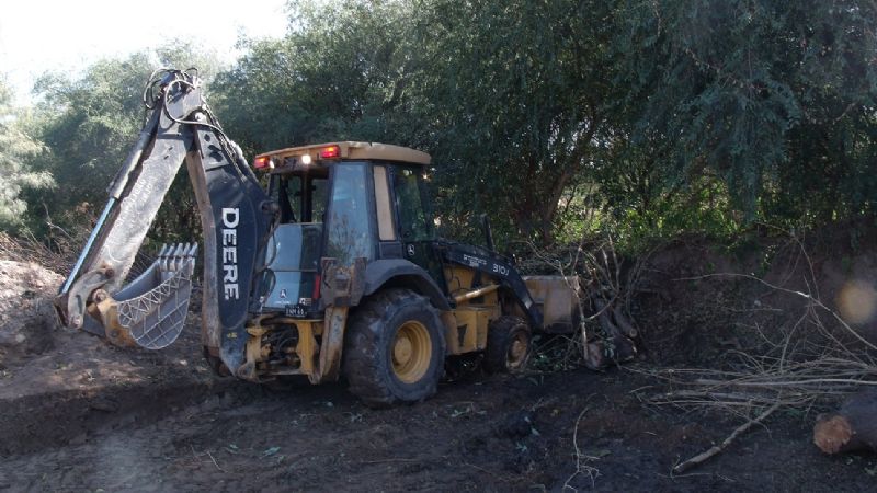 Trabajos solidarios en el barrio La Antena