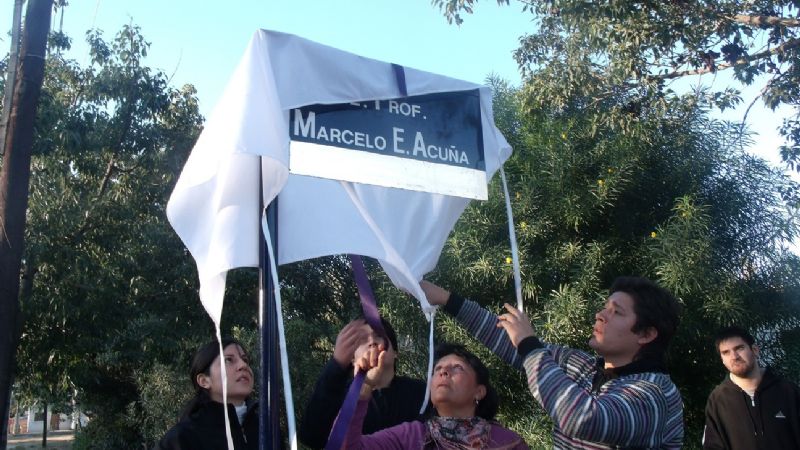 Inauguraron calle en homenaje al Profesor Marcelo Acuña