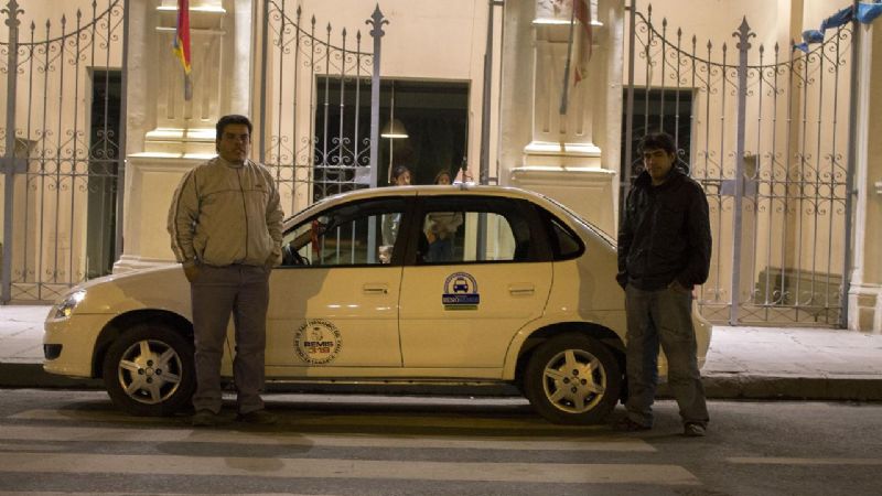 La Capital otorgó 47 créditos para taxis y remises