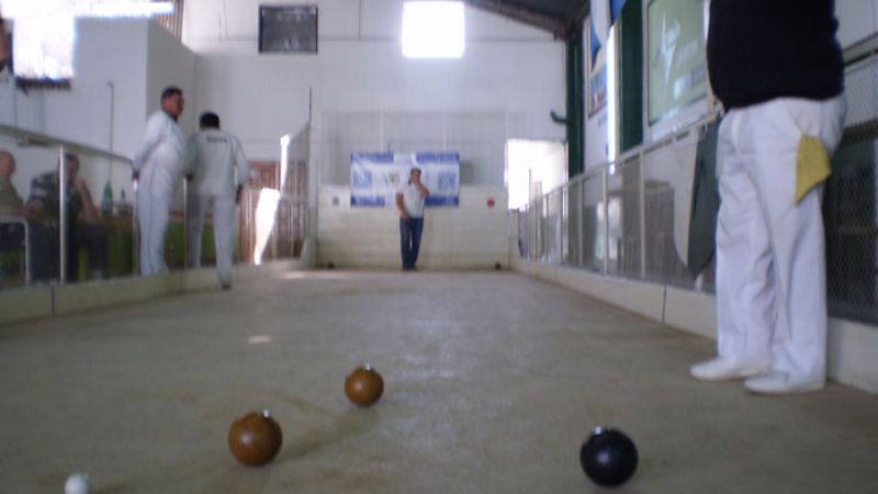 El torneo de bochas por los 40 del Círculo, a pleno