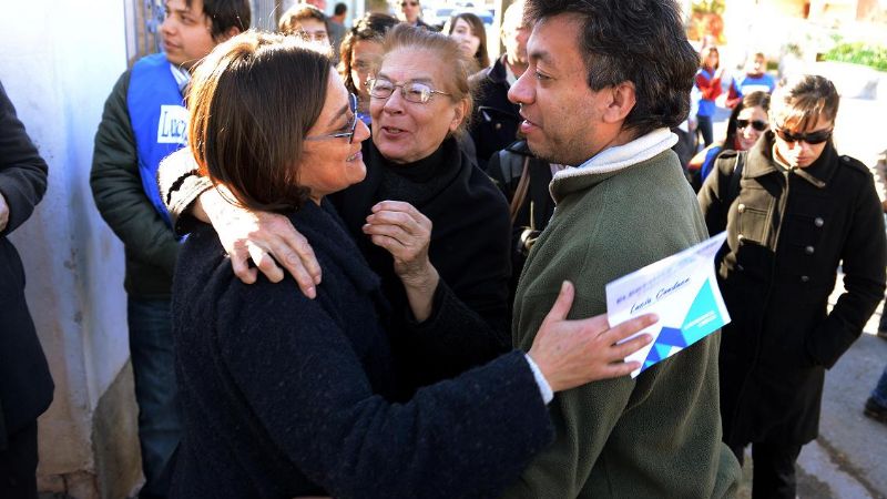 Lucía camino por el Circuito 5