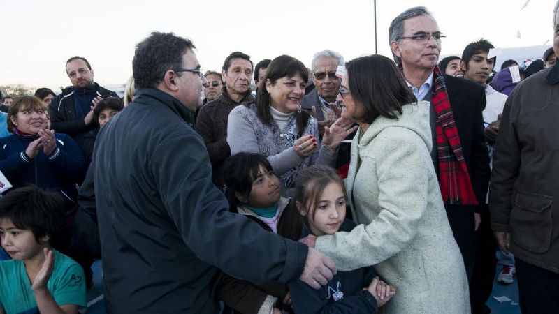 Se inauguró el playón deportivo número 17 