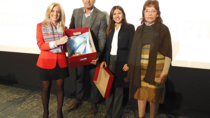 Alejandra Stamateas llenó el Teatro Catamarca