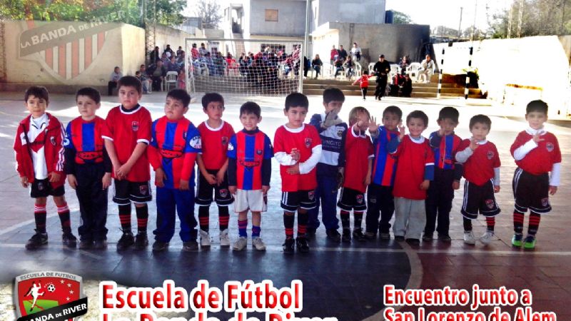 Encuentro de fútbol infantil