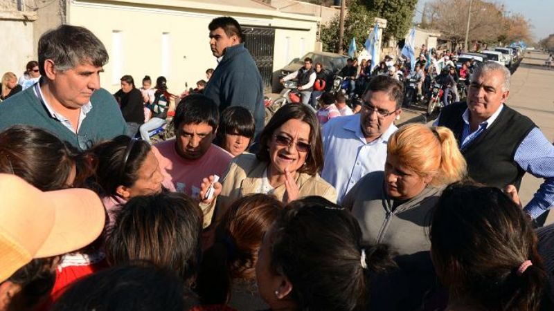 El FPV comenzó a recorrer la ciudad en \"caravanas\"