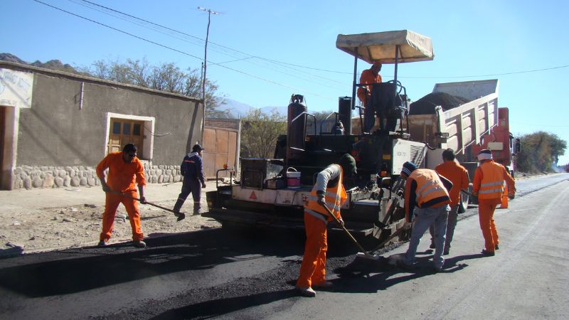 Avanza la pavimentación del tramo Las Mojarras – Quilmes