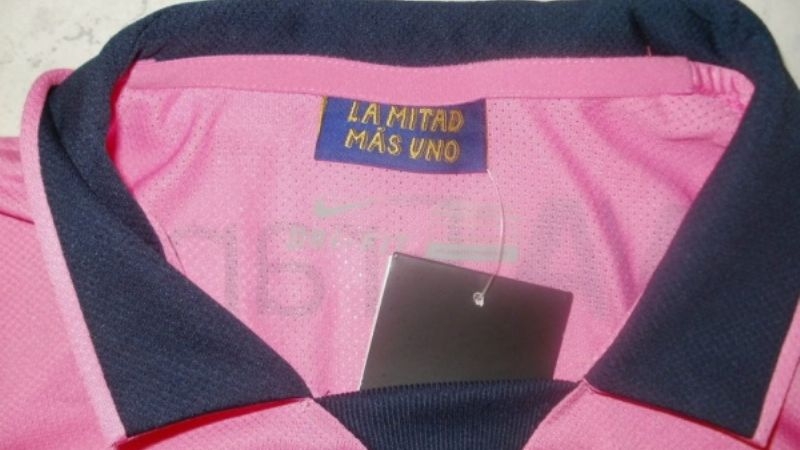 La camiseta alternativa de Boca sería color rosa