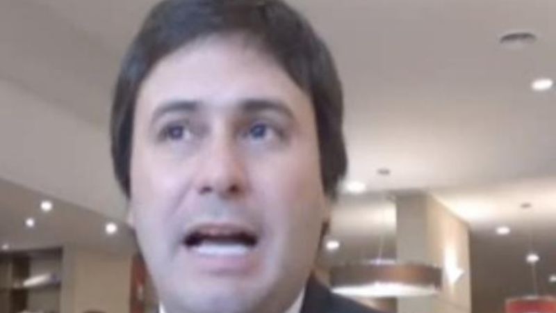 Gustavo Aguirre entregó certificados de capacitación