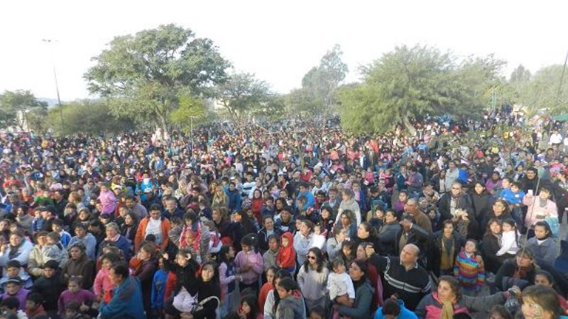 Más de 15 mil vecinos en la “Fiesta Municipal de la Empanada”