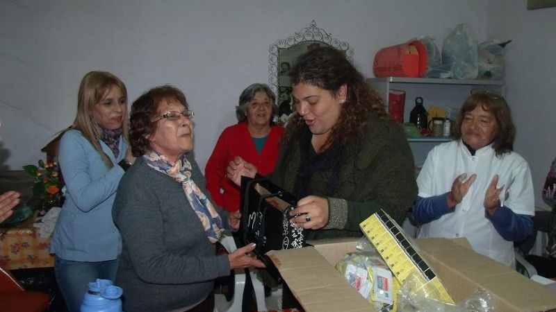 Entregaron botiquín a centro de jubilados de Valle Viejo