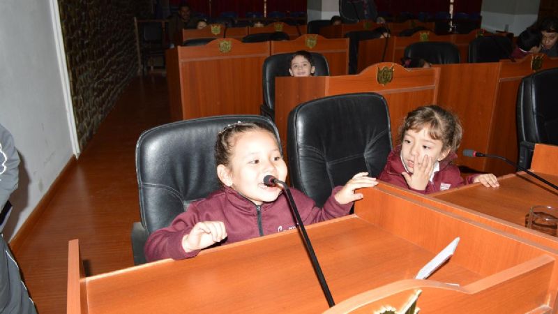 Alumnos de Jardín de Infantes visitaron la Legislatura