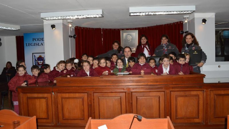 Alumnos de Jardín de Infantes visitaron la Legislatura
