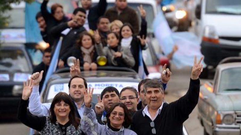 La Caravana de la Victoria pasó por los circuitos 1 y 2