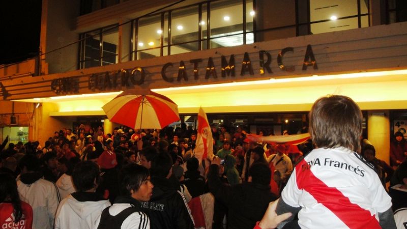 Fiesta millonaria en el estreno de la película de River