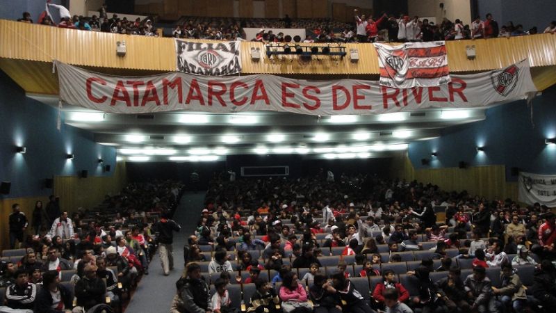 Fiesta millonaria en el estreno de la película de River