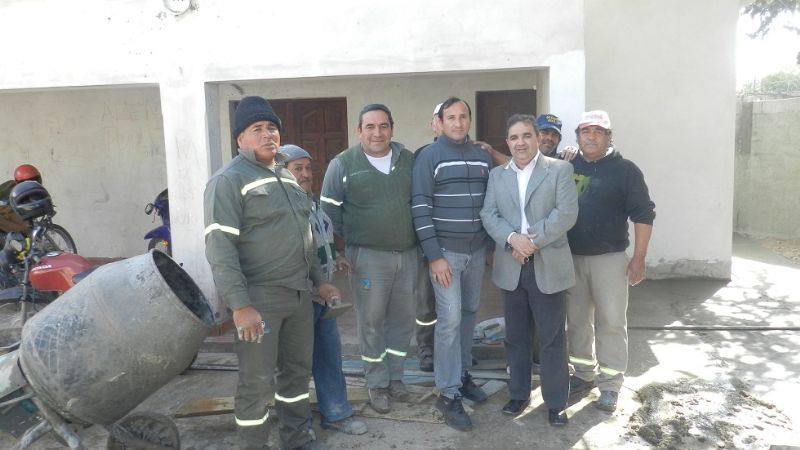 Jalil visitó obras de remodelación