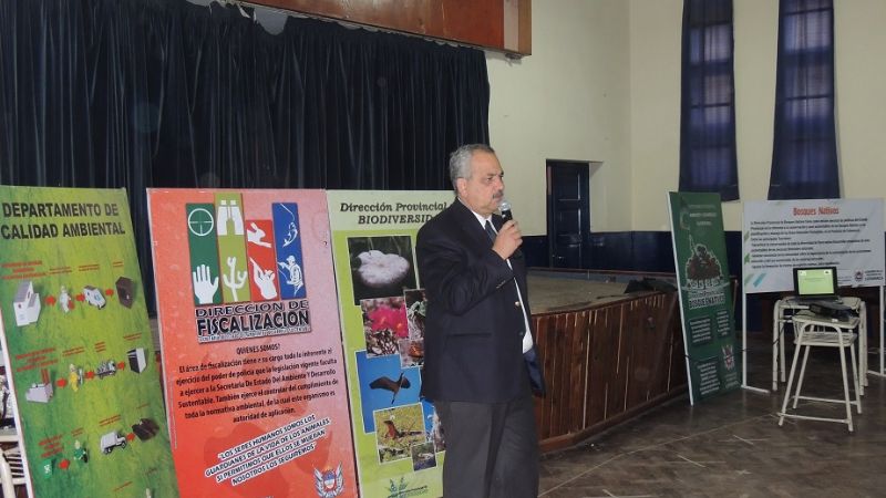 Capacitan a docentes para la Expo Ambiente