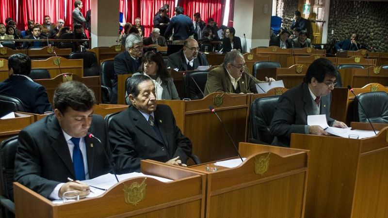 Hoy sesiona Senadores 