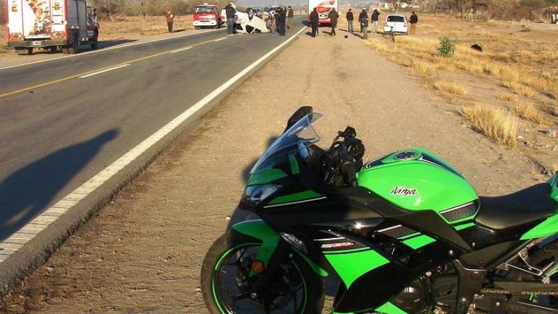 Un caballo provocó un grave accidente