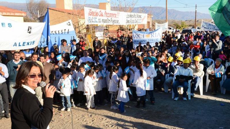 Corpacci inauguró un CIC en Pajonal junto a Alicia Kirchner