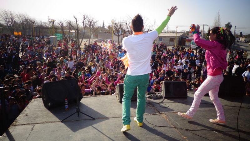 Fiesta de los niños en los barrios