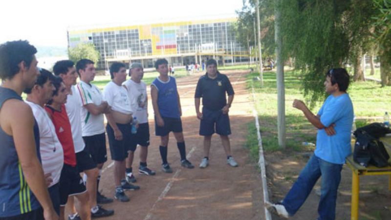 Árbitros santamarianos asisten a capacitación nacional