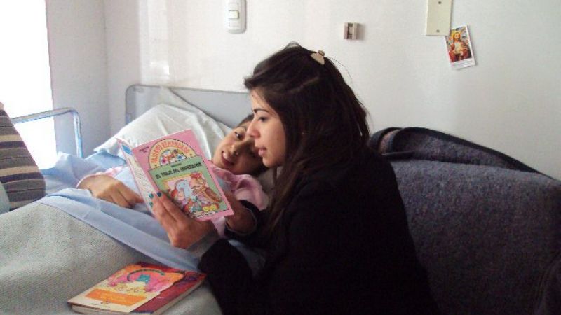 Juegos, magia y lectura en el Hospital de Niños 