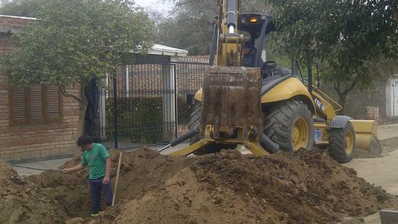 Obras de cloacas para los barrios El Milagro y Lomas del Mirador