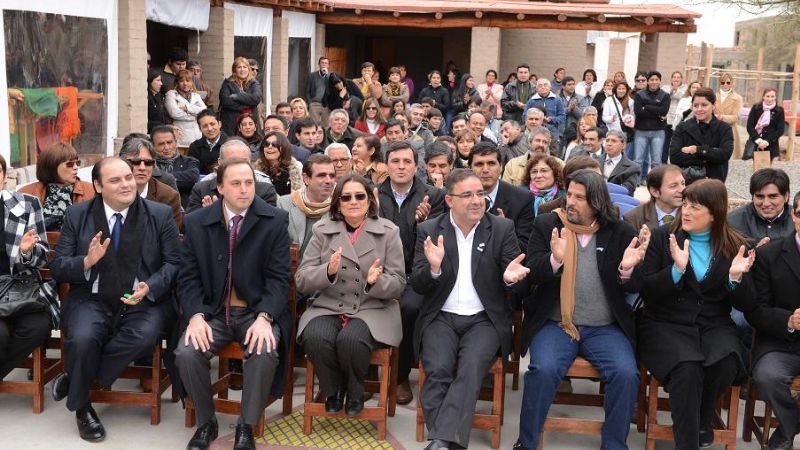 Acto y celebración por los 192° años de la Autonomía