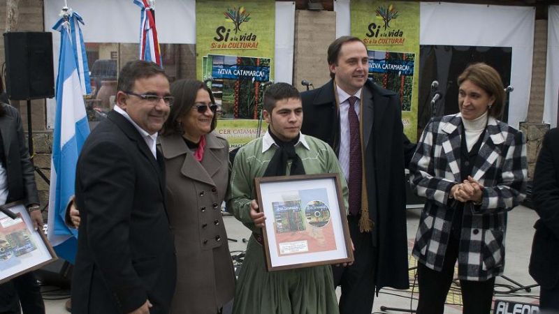 Se presentó el primer CD grabado en la Sala de la Vicegobernación