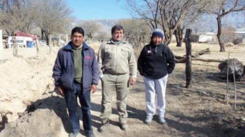 Gran alegría de los vecinos por obra de agua potable