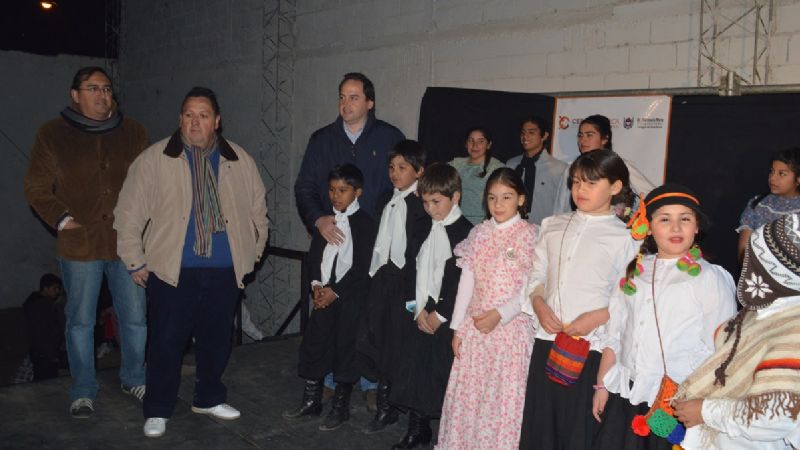 Los 50 años de la Academia de Piriqui, de Interés Legislativo