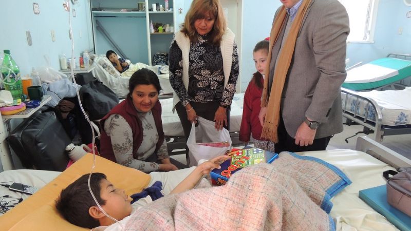 Mera visitó el Hospital de Niños “Eva Perón”