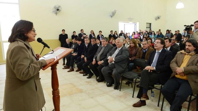 Corpacci inauguró nuevo edificio escolar