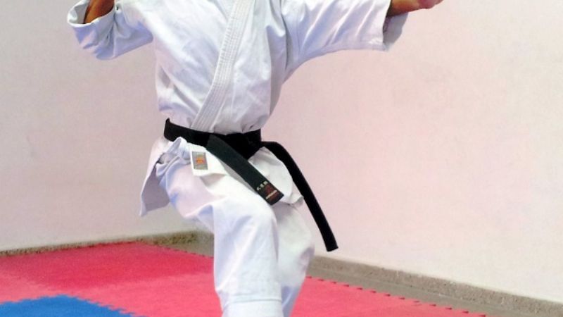 Nieva con la Selección Juvenil de Karate, en Medellín