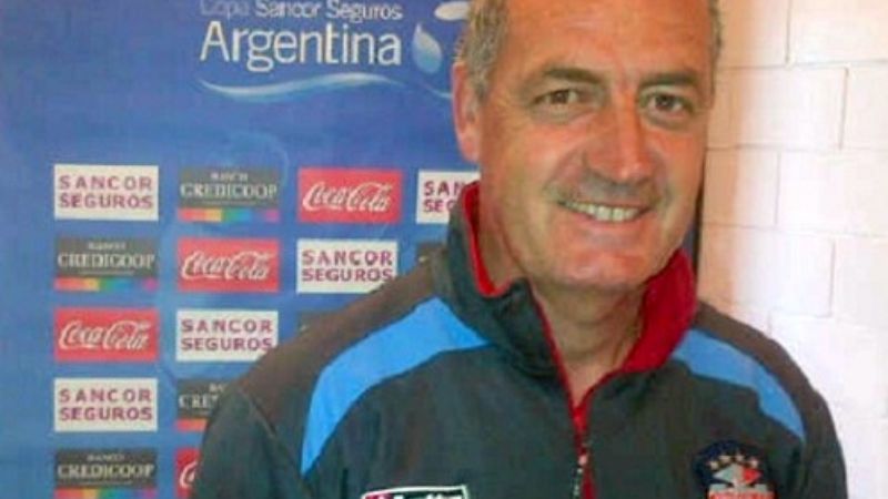 Alfaro quiere “la Copa para  volver a jugar la Libertadores”