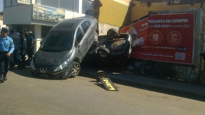 Playero chocó increíblemente el auto del abogado Pinto