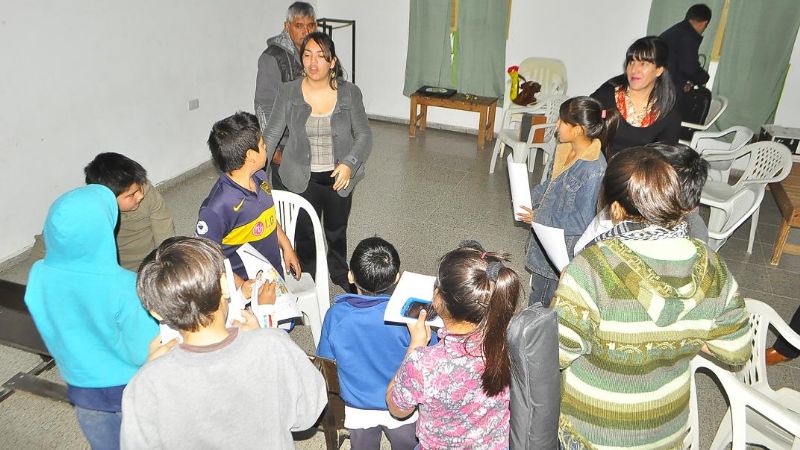 Enlace Comunitario organizó charlas para niños y adolescentes