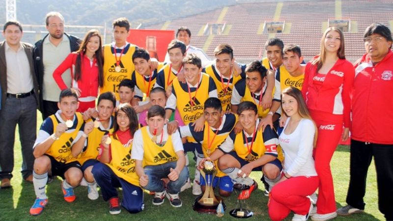 Hoy se sorteará la Copa “Coca Cola 2015”, en Catamarca