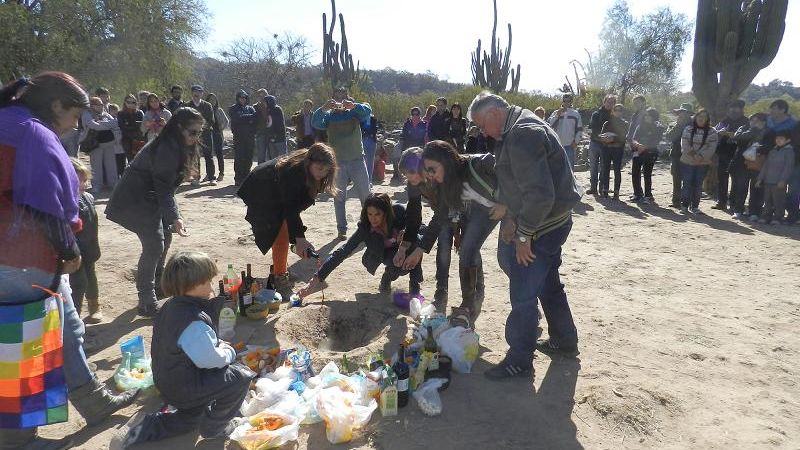 Comunidades originarias homenajearon a la Pachamama