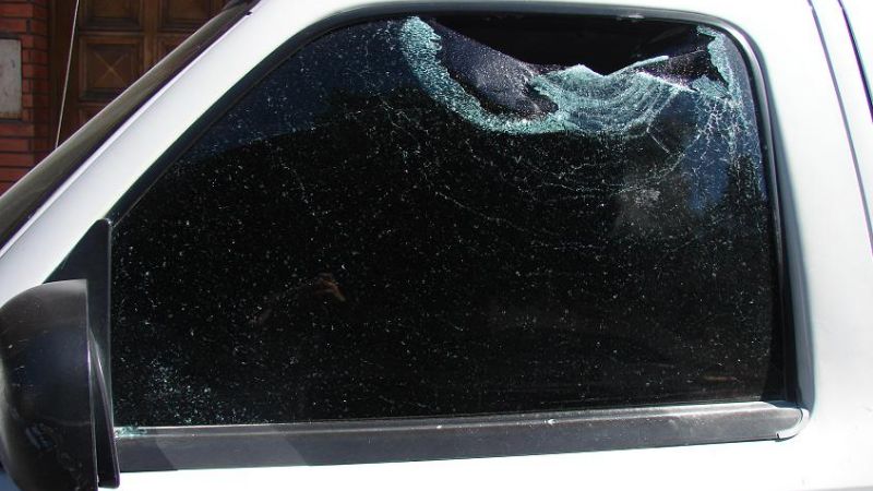 Agredieron a policías por evitar la aprehensión de un delincuente